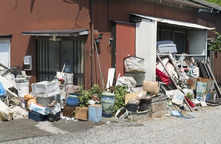 ゴミ屋敷の片付け | 神奈川のハウスクリーニングなら株式会社クレア